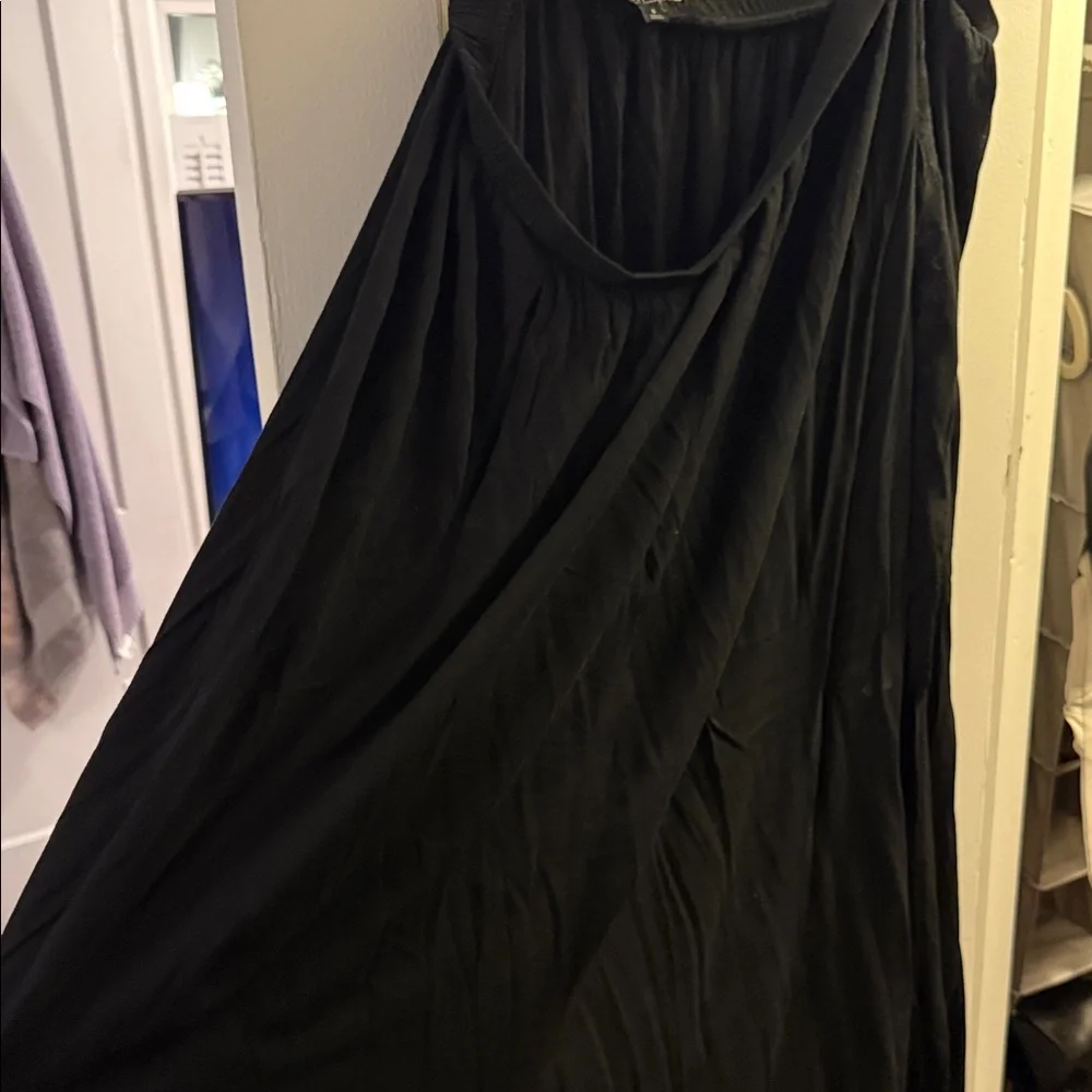 Elegant Black Women's Torrid 5X Skirt with lace slit - Picture 4 of 4